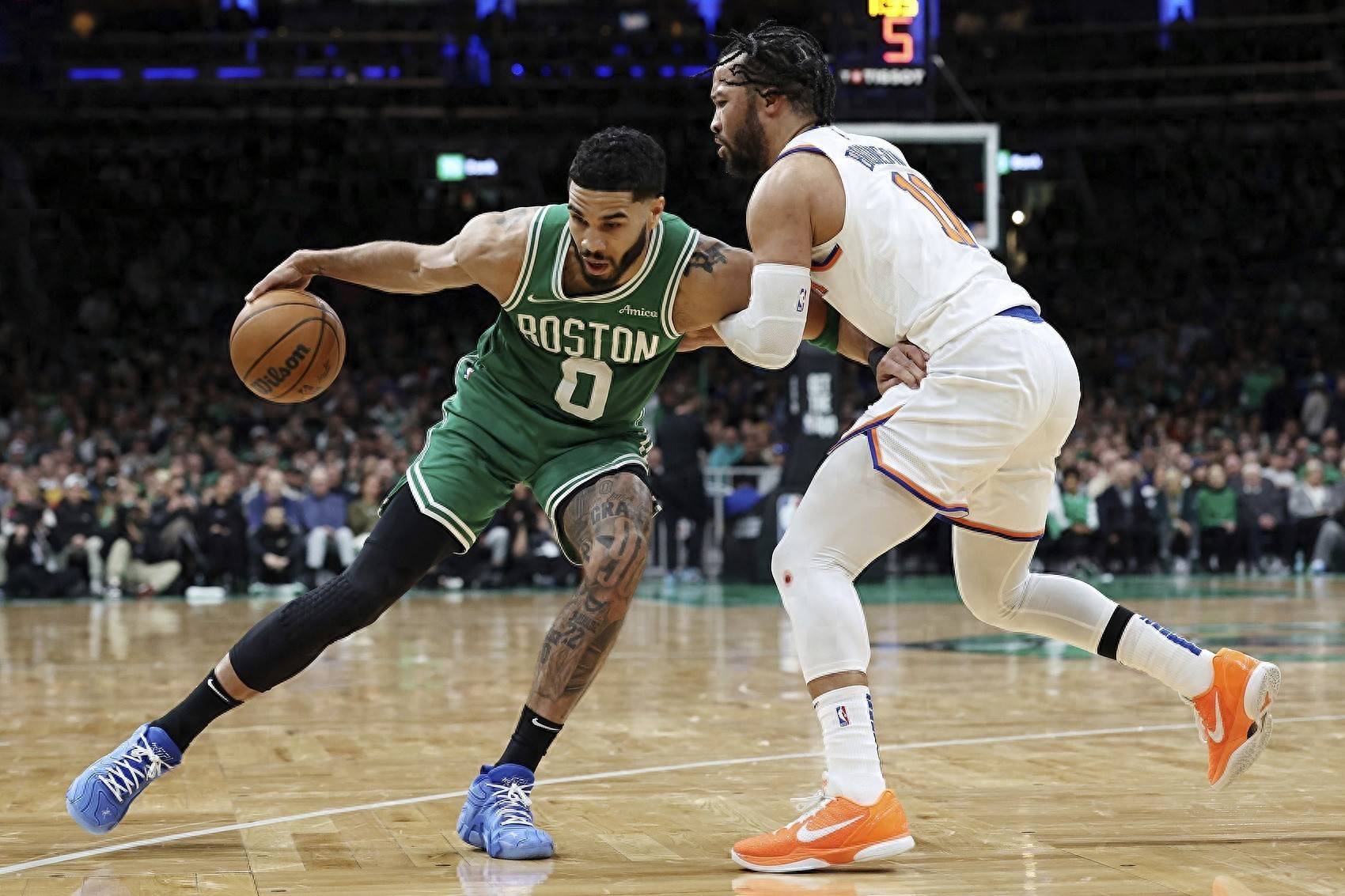 AYX SPORTS-塔图姆连续七场比赛得分超过锐不可当，拜仁不断突破！