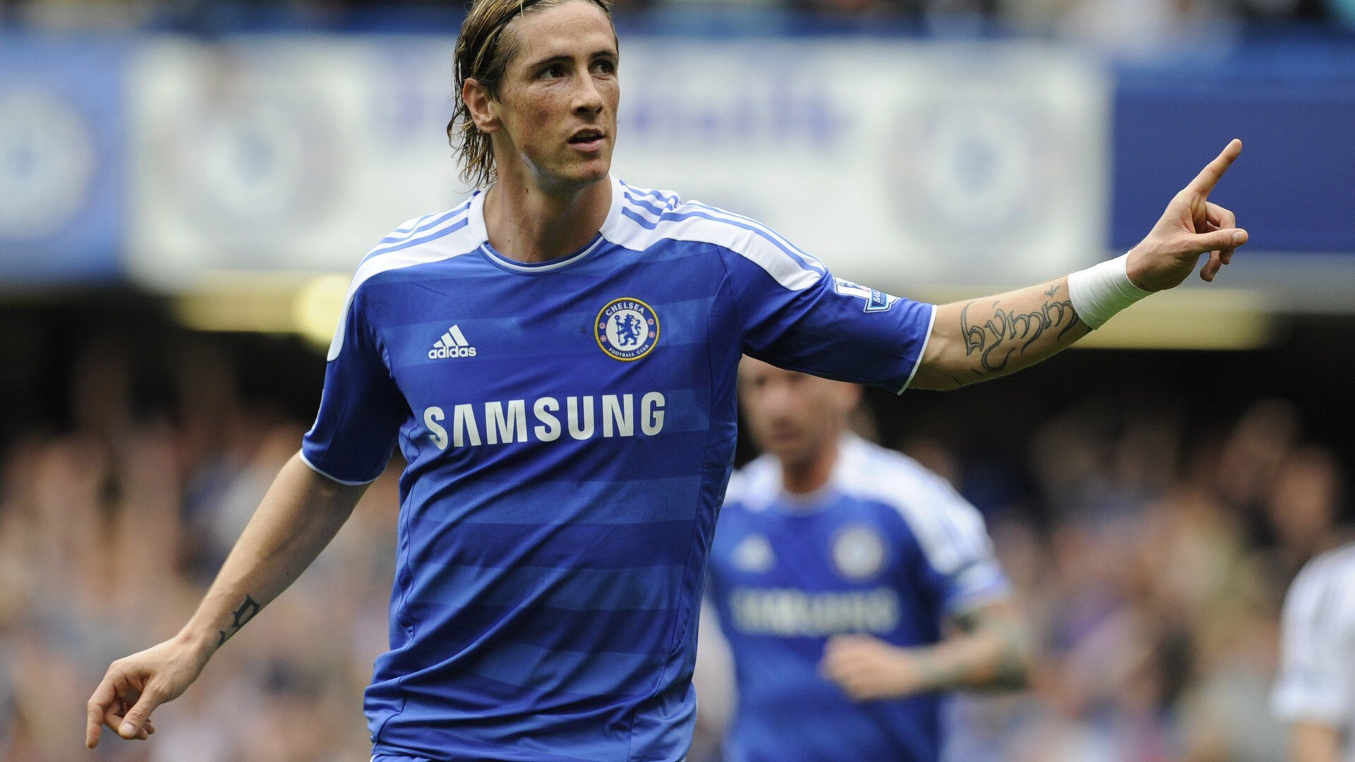 巴特勒重要时刻最后时刻胜出，利物浦带队取胜！引发球迷热议